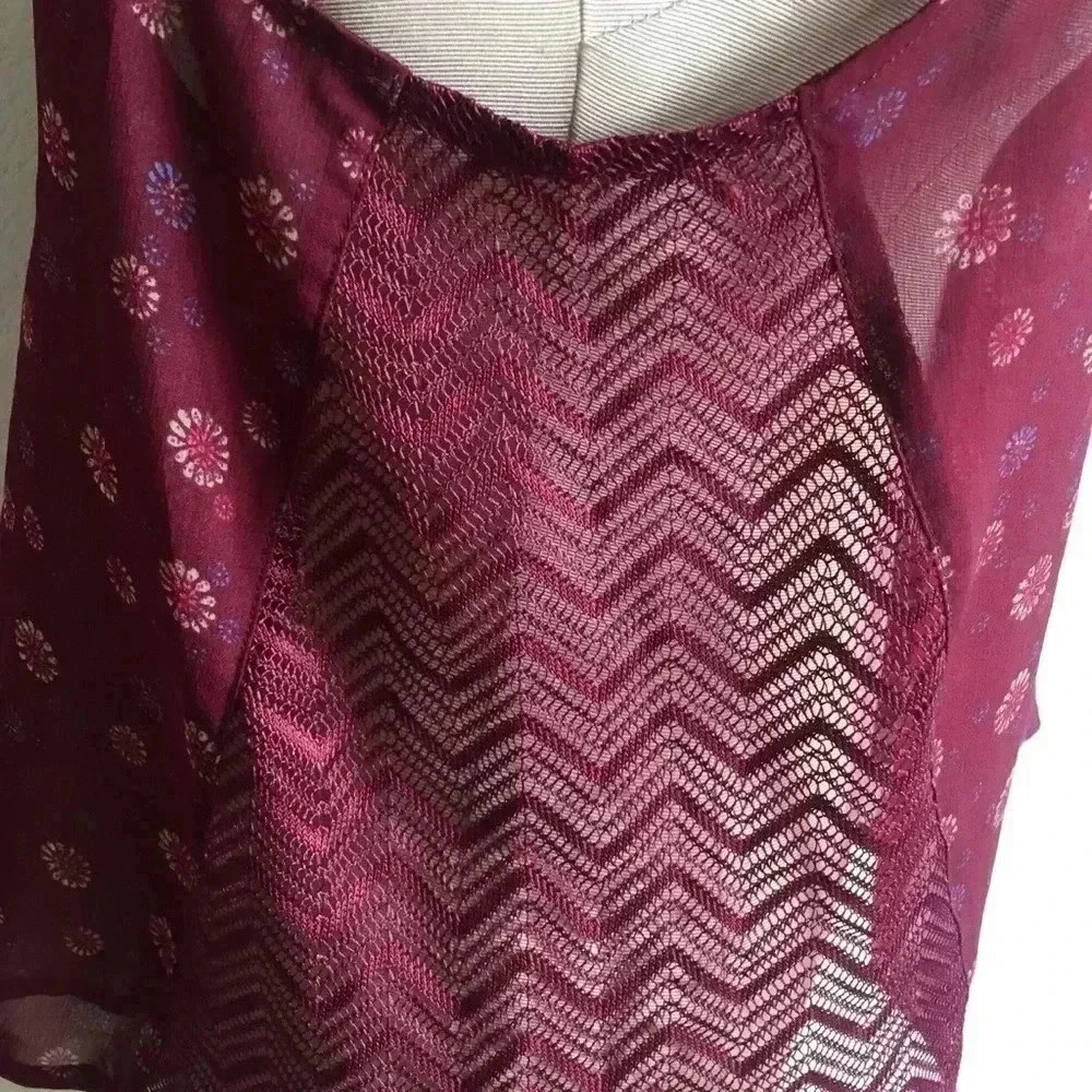 Hollister Burgundy Floral Tank Top - Picture 4 of 6